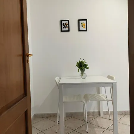 Lilla Housing * Castellammare di Stabia